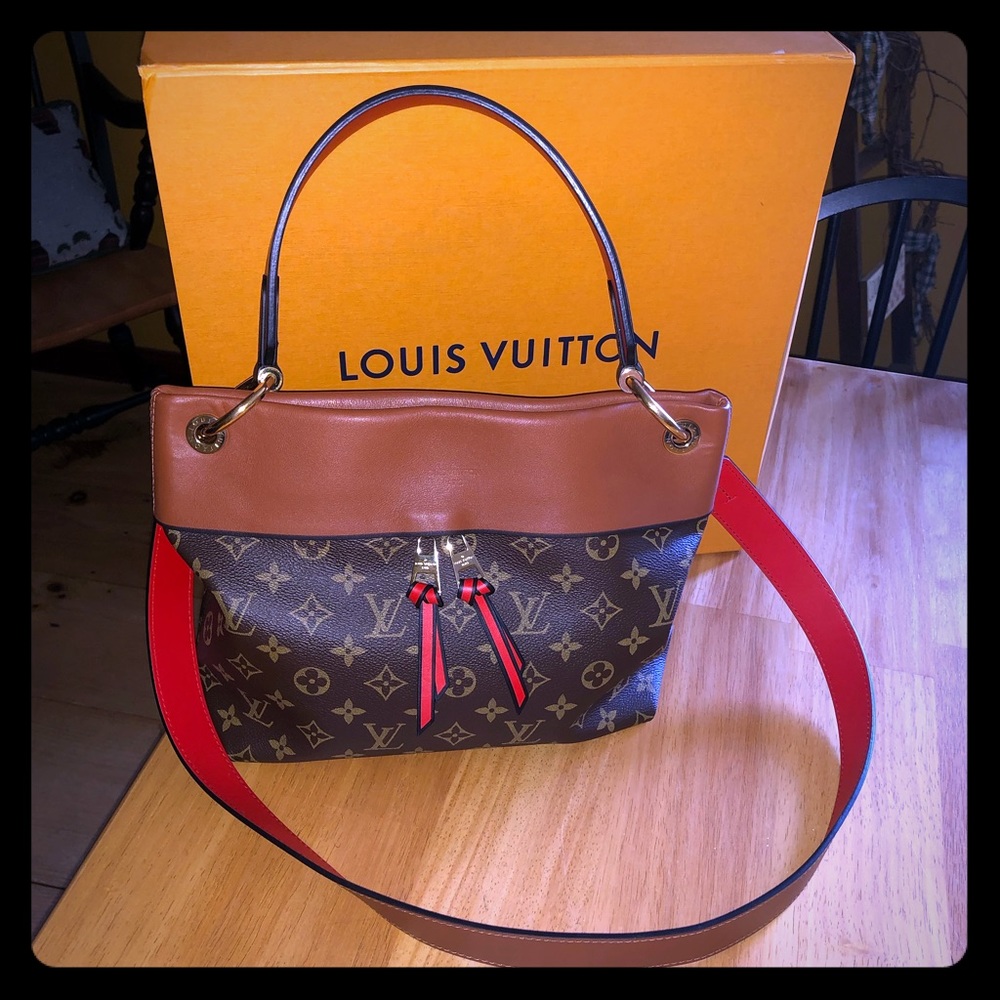 SOLD-2018 Louis Vuitton Monogram Tuileries Besace